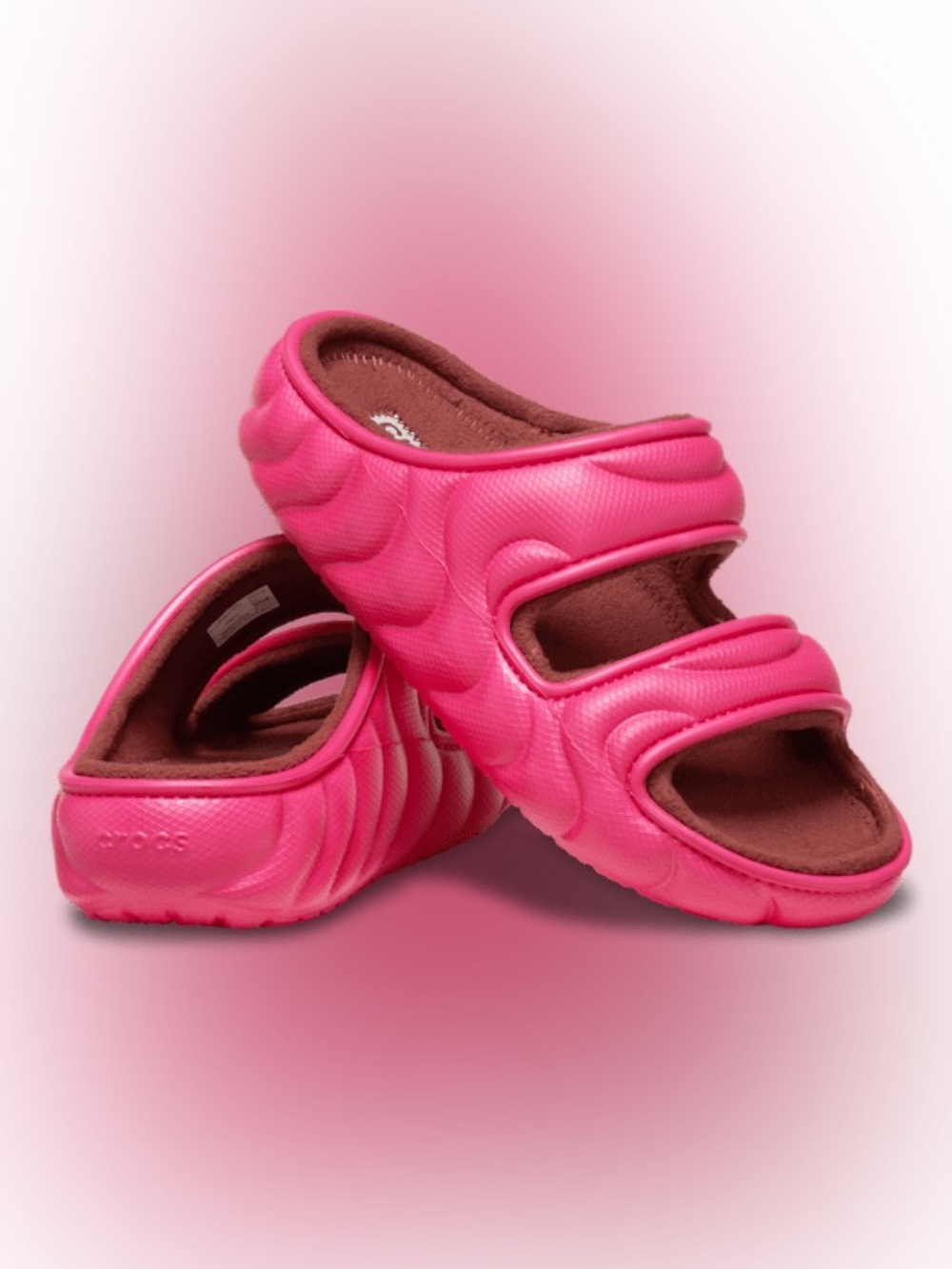 CROCS CLASSIC COZZZY OVERPUFF SANDAL dragon fruit pink